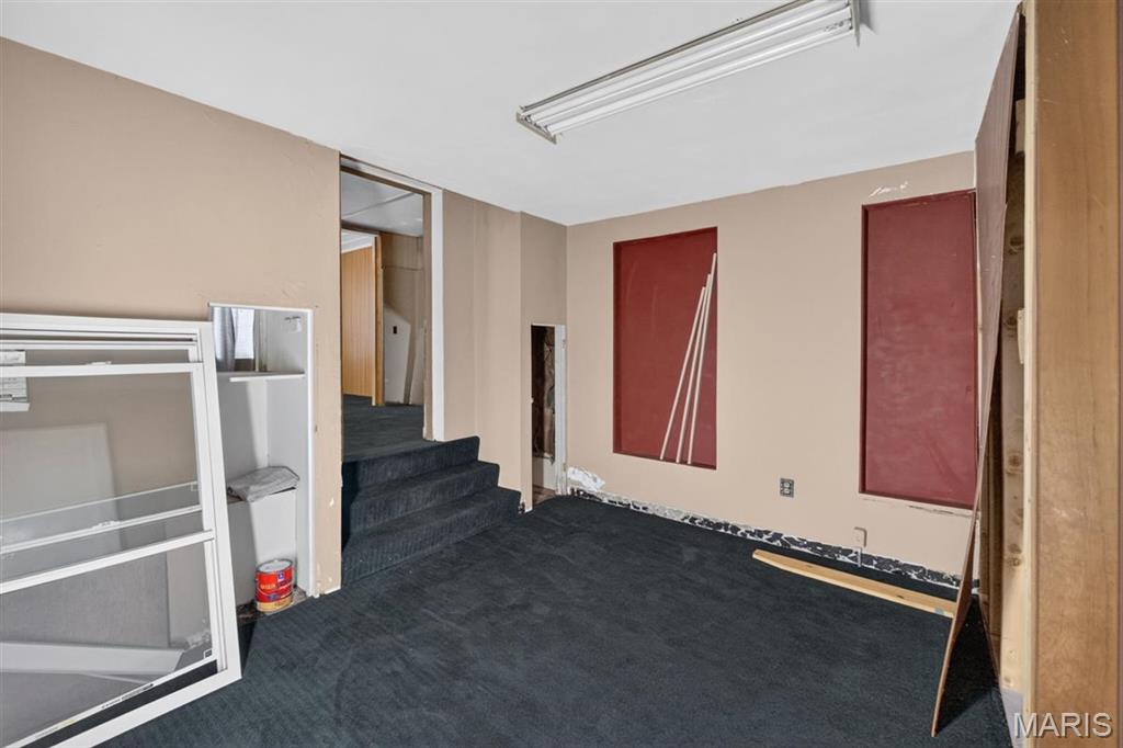 none - Commercial Sale