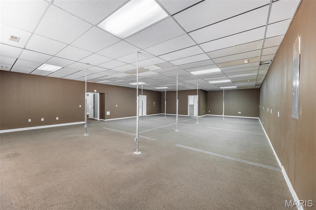 non-sub - Commercial Lease