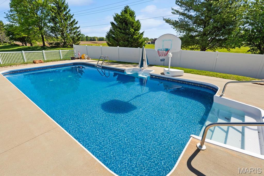 The Estates at Prairie Crossing - Residential