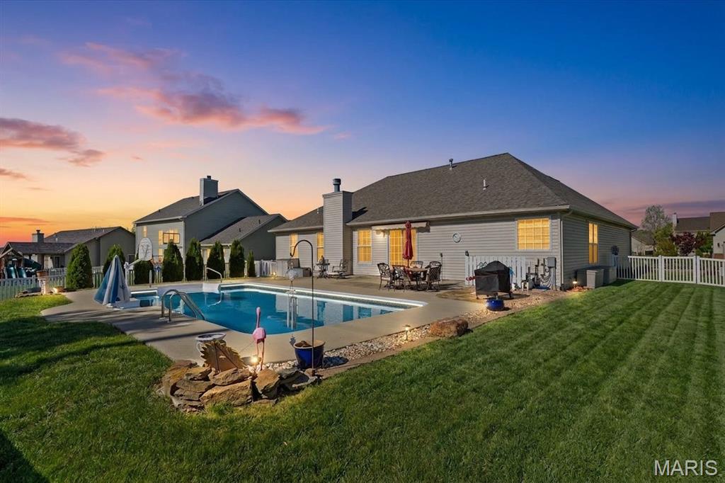 The Estates at Prairie Crossing - Residential
