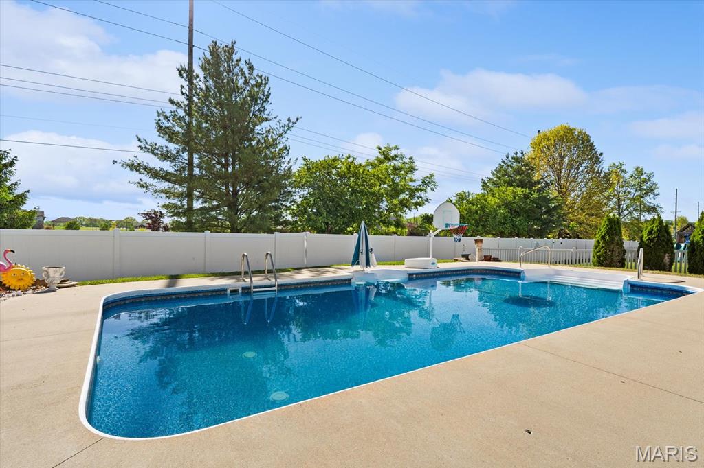 The Estates at Prairie Crossing - Residential