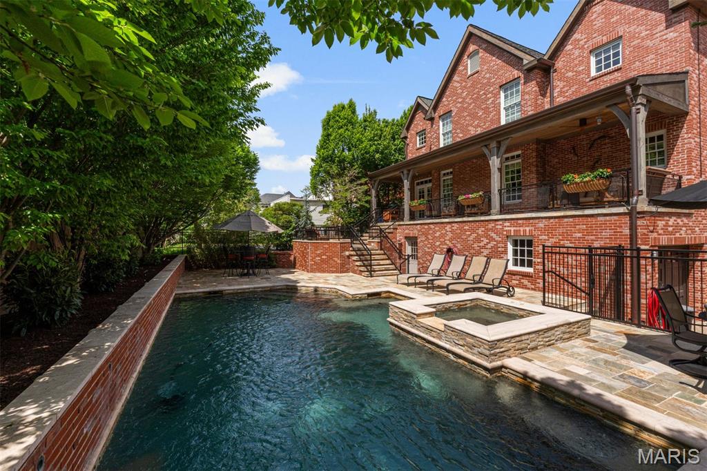 Clayton Gardens - Residential