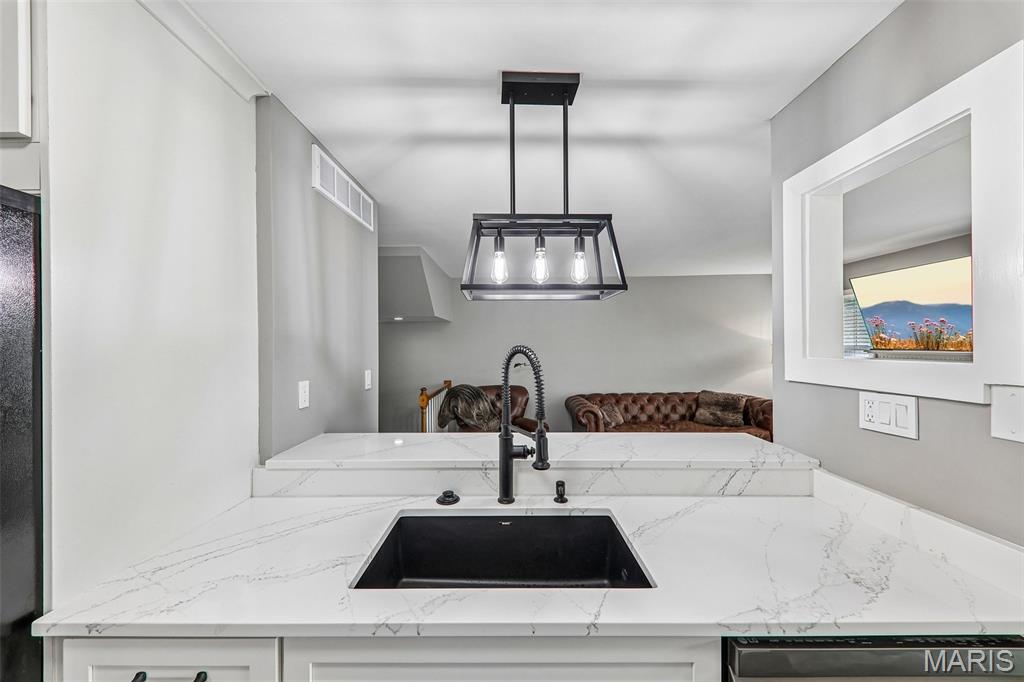 Clarkson Grove Condo Seventh - Residential