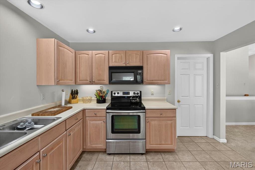 Villas At Somersett Estates The - Residential