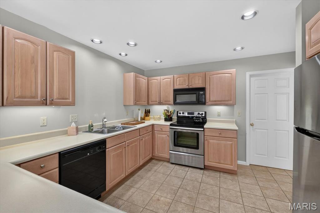 Villas At Somersett Estates The - Residential