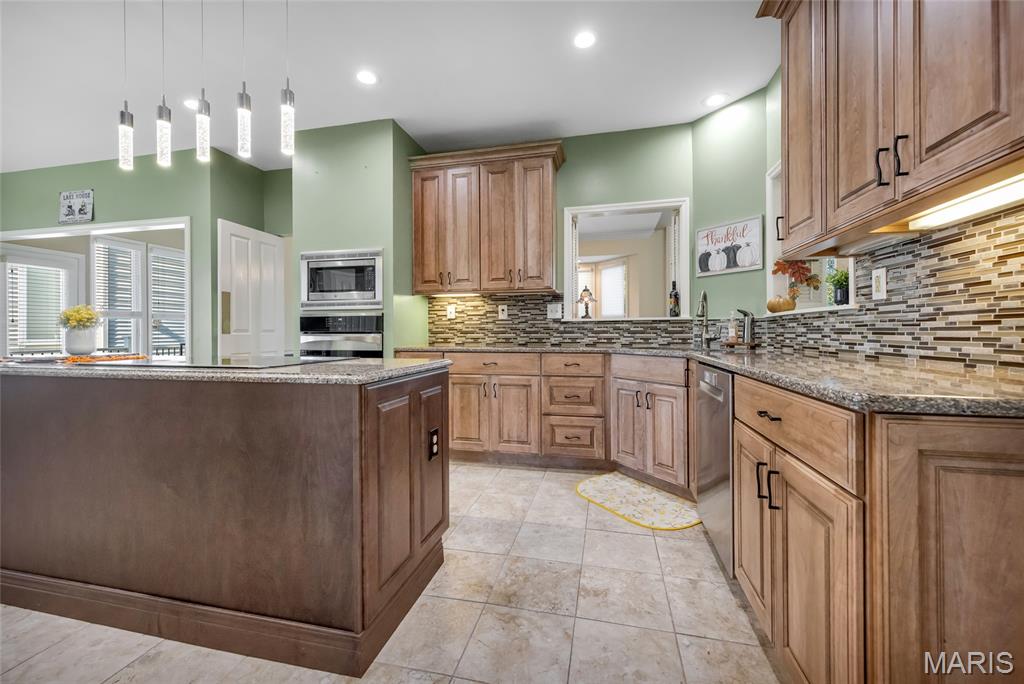 Ravens Pointe #3 - Residential