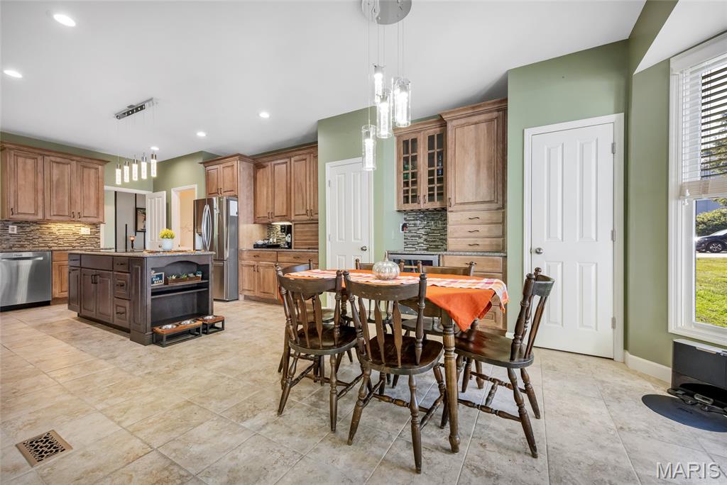 Ravens Pointe #3 - Residential