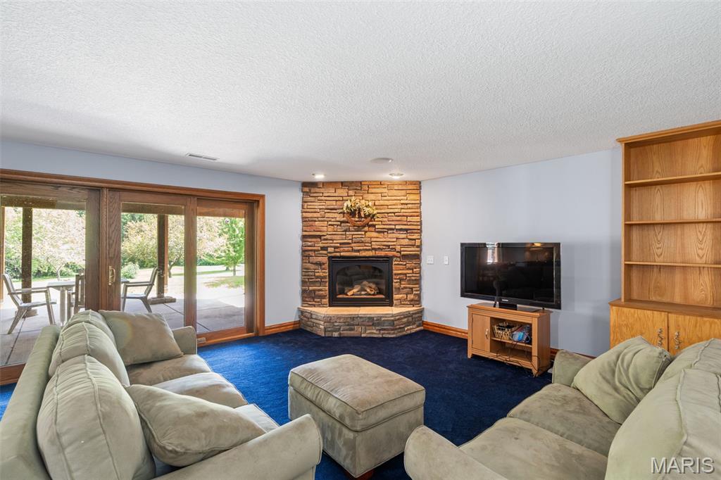 Lakeside Estate - Residential