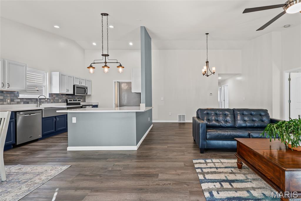 The Villas At West Ridge - Residential