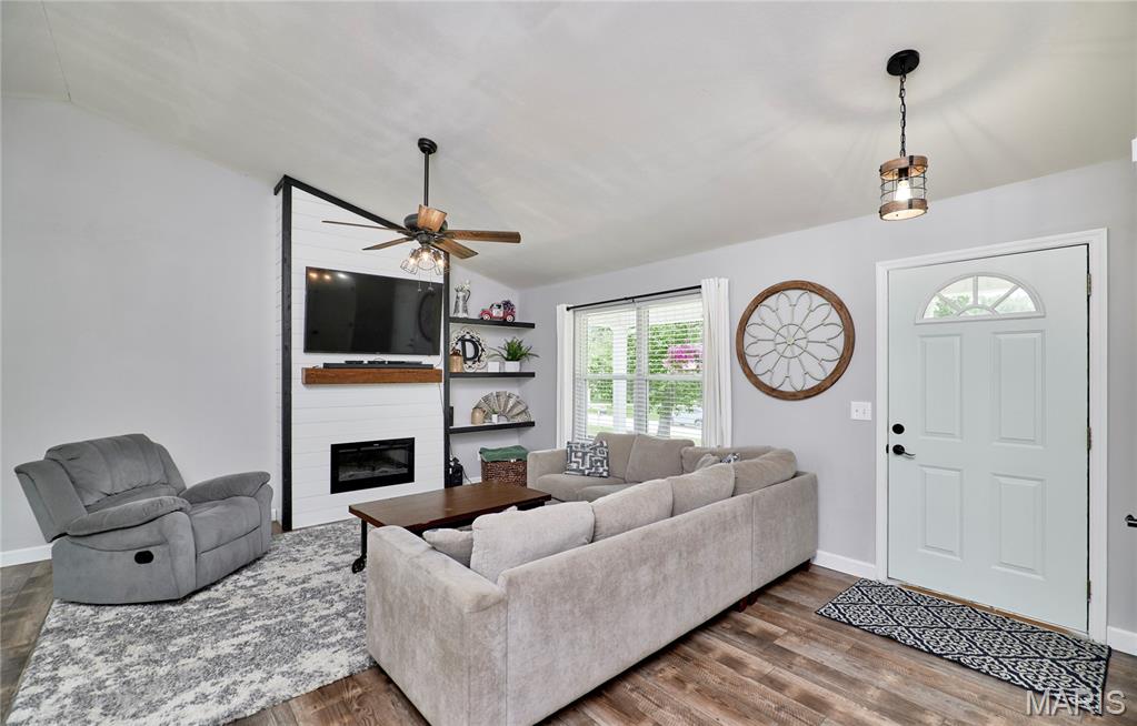 Hickory Farms - Residential