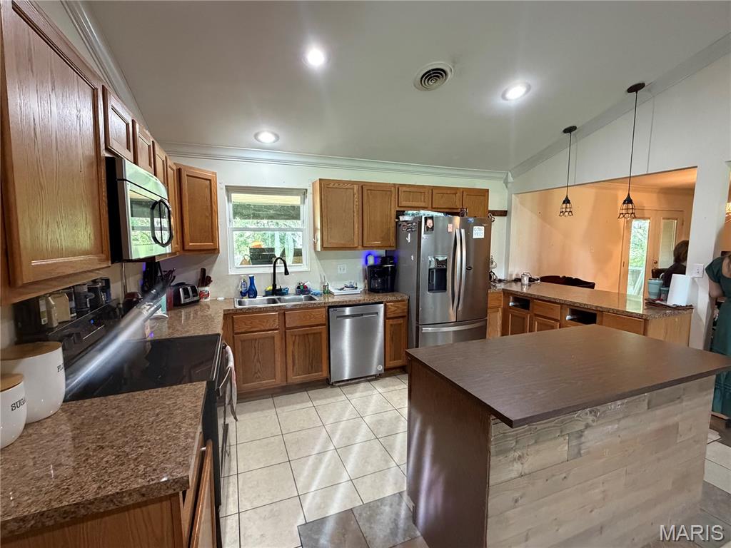 Whispering Pines - Residential