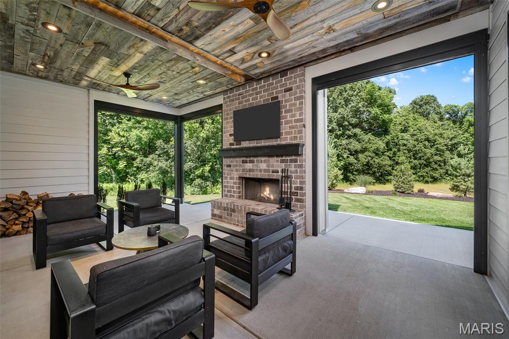 South Point Estates - Residential