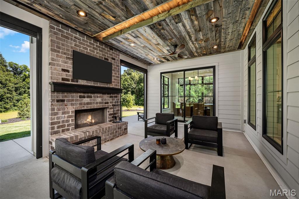 South Point Estates - Residential