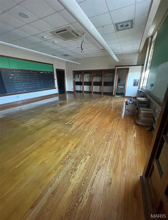 None - Commercial Lease