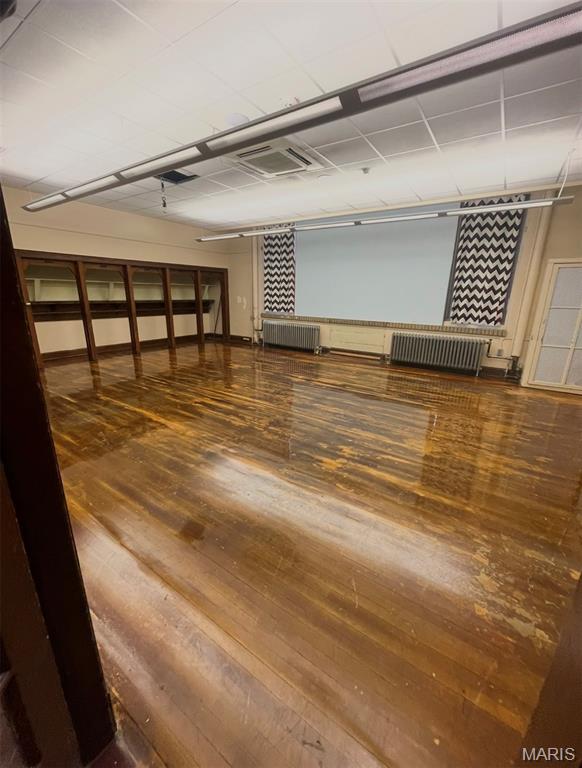 None - Commercial Lease