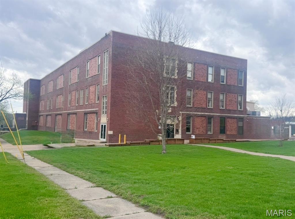 None - Commercial Lease
