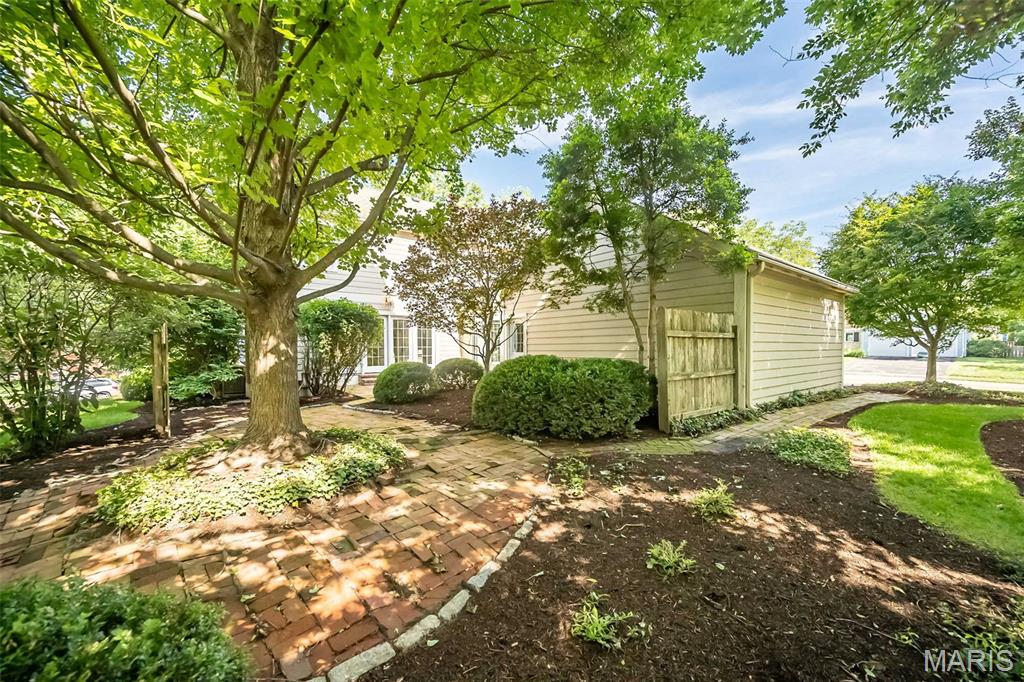 Waterford Place 2 22n110182 - Residential