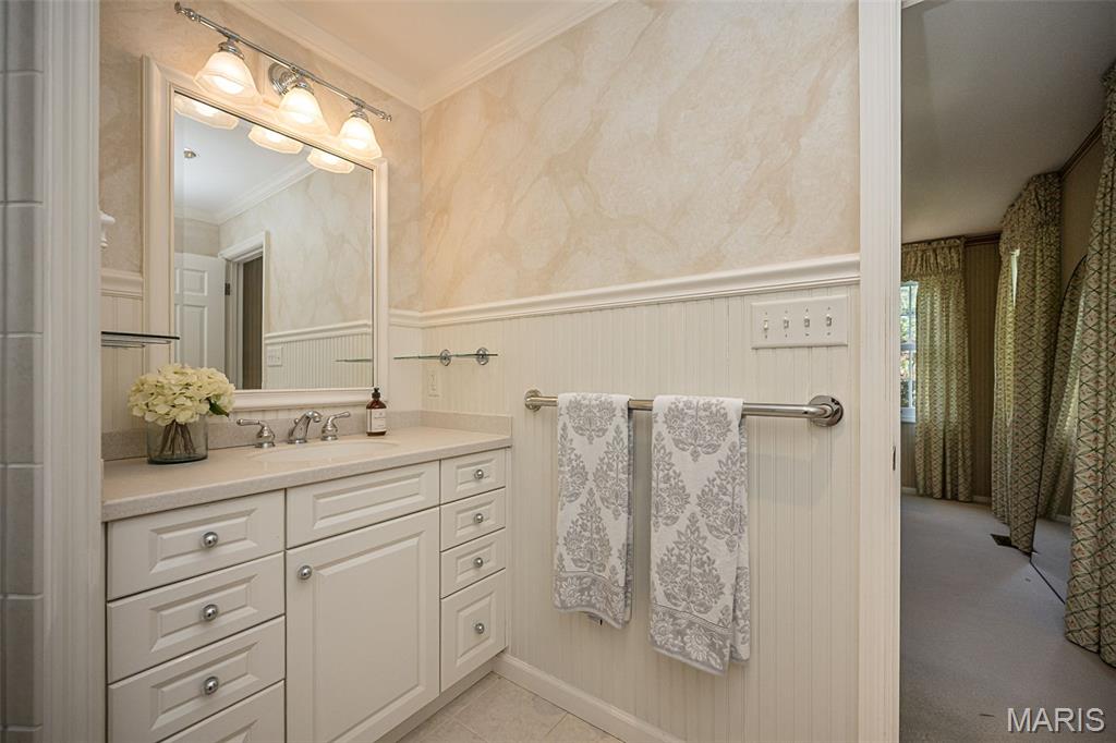 Waterford Place 2 22n110182 - Residential
