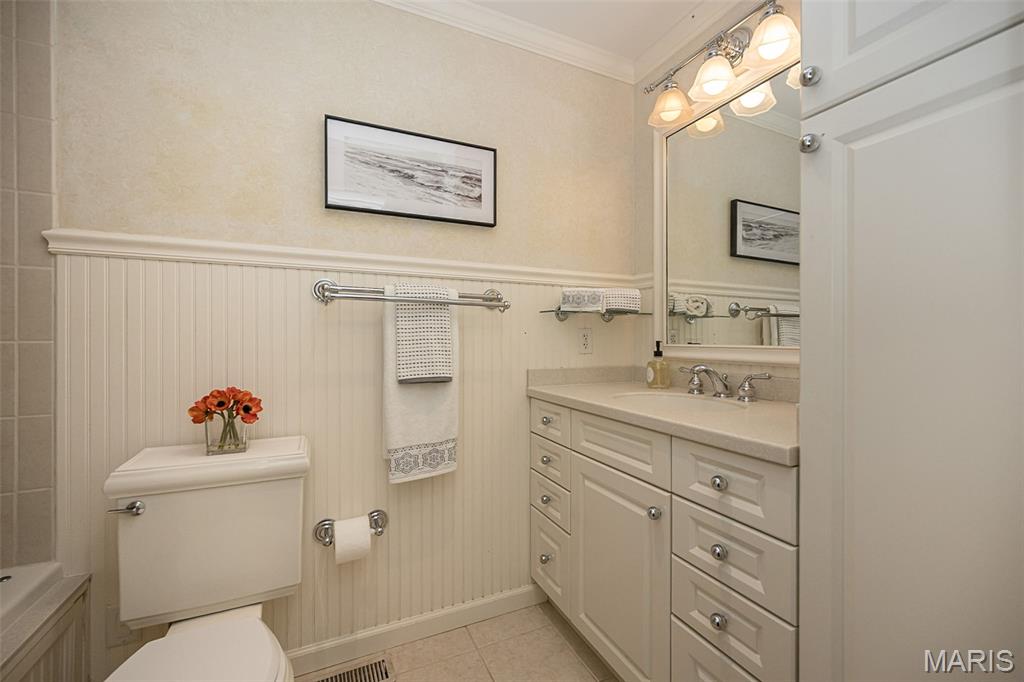 Waterford Place 2 22n110182 - Residential