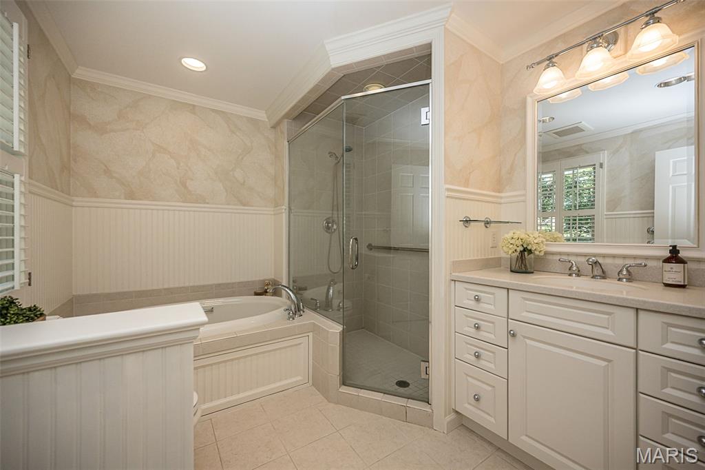 Waterford Place 2 22n110182 - Residential