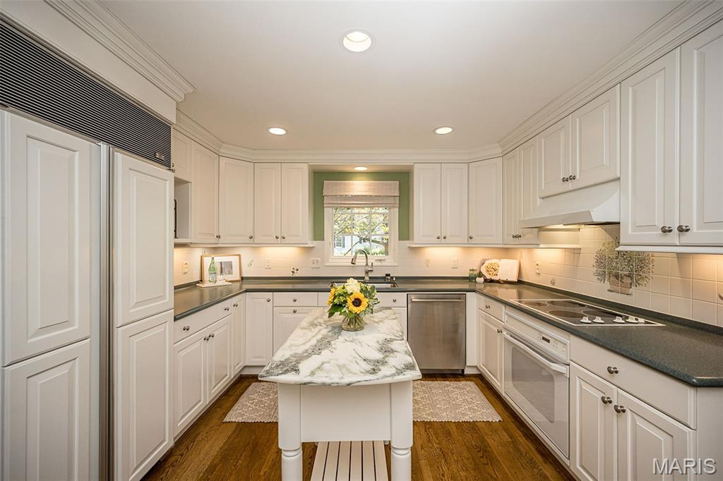 Waterford Place 2 22n110182 - Residential