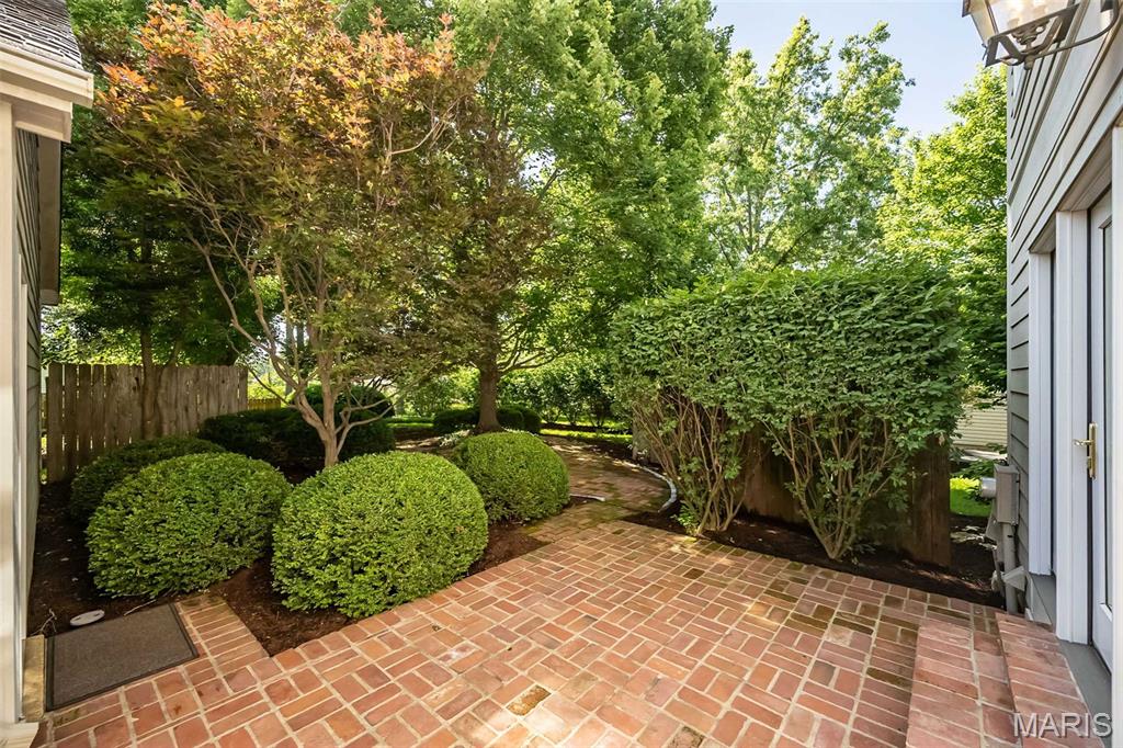 Waterford Place 2 22n110182 - Residential