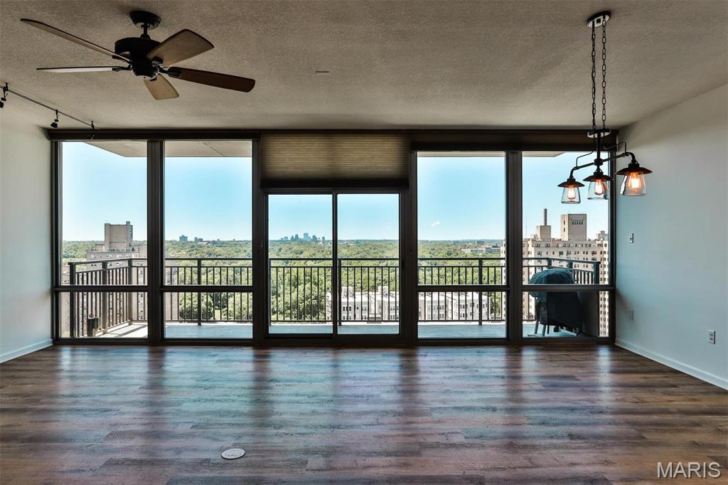 Park East Tower - Residential