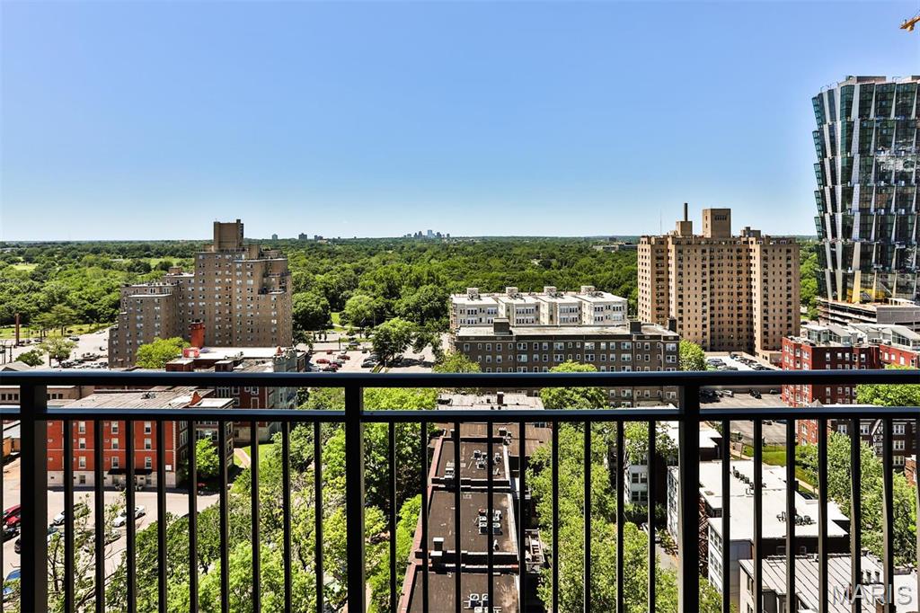Park East Tower - Residential