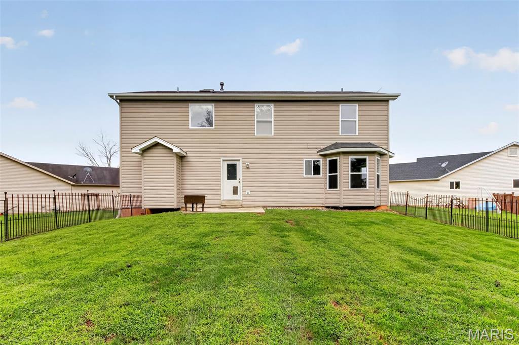 Majestic Lakes 1 - Residential