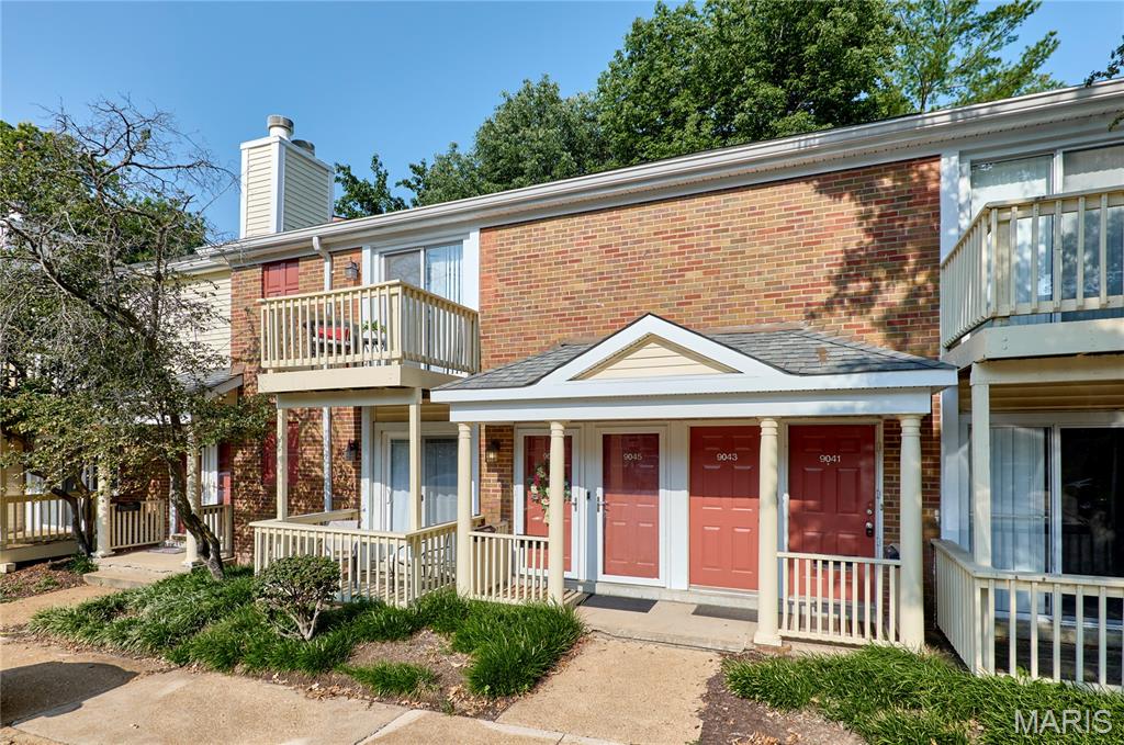 Brentwood Forest Condo Ph Eight - Residential