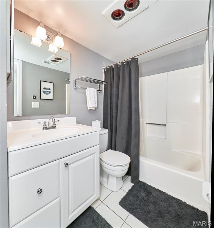 Brentwood Forest Condo Ph Eight - Residential