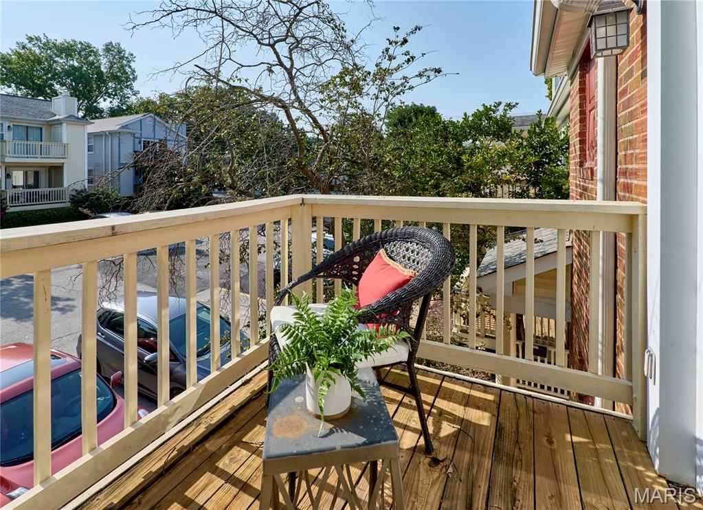 Brentwood Forest Condo Ph Eight - Residential