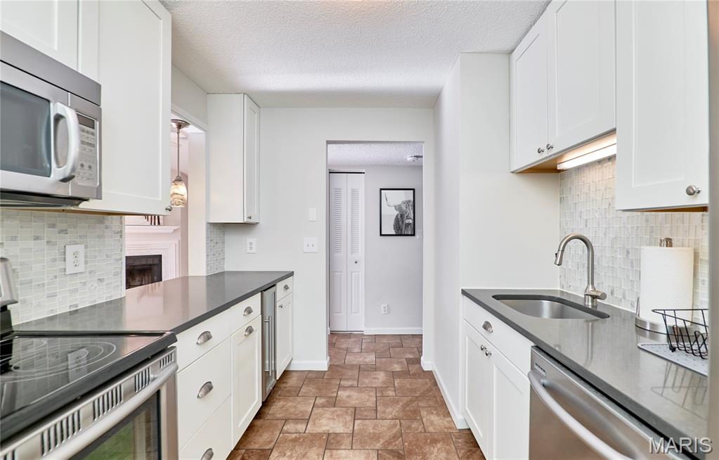 Brentwood Forest Condo Ph Eight - Residential