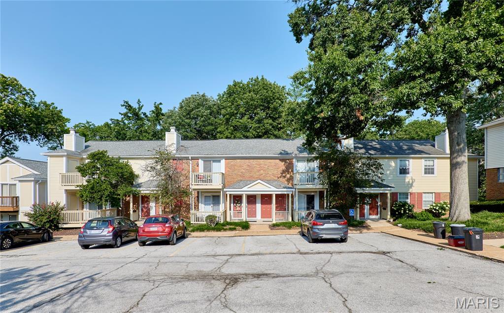 Brentwood Forest Condo Ph Eight - Residential