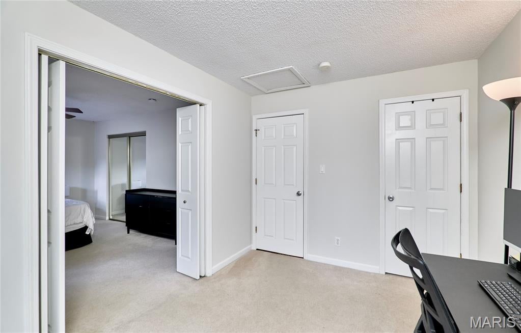 Brentwood Forest Condo Ph Eight - Residential