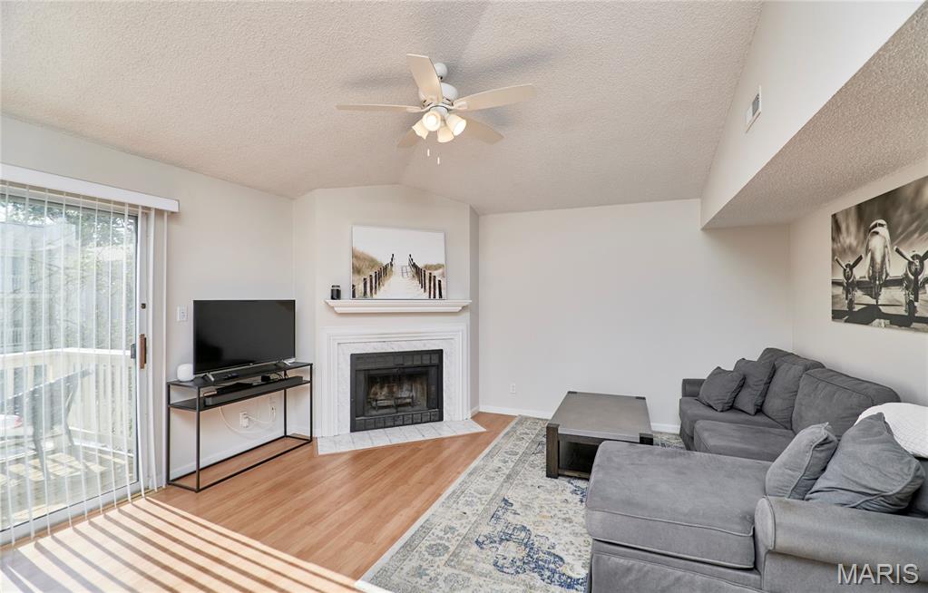 Brentwood Forest Condo Ph Eight - Residential