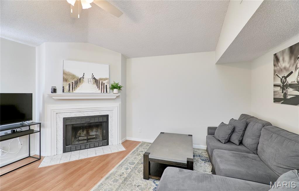 Brentwood Forest Condo Ph Eight - Residential
