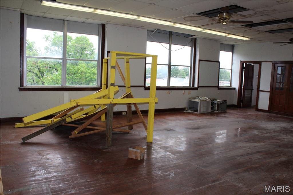 Greers Sub - Commercial Sale