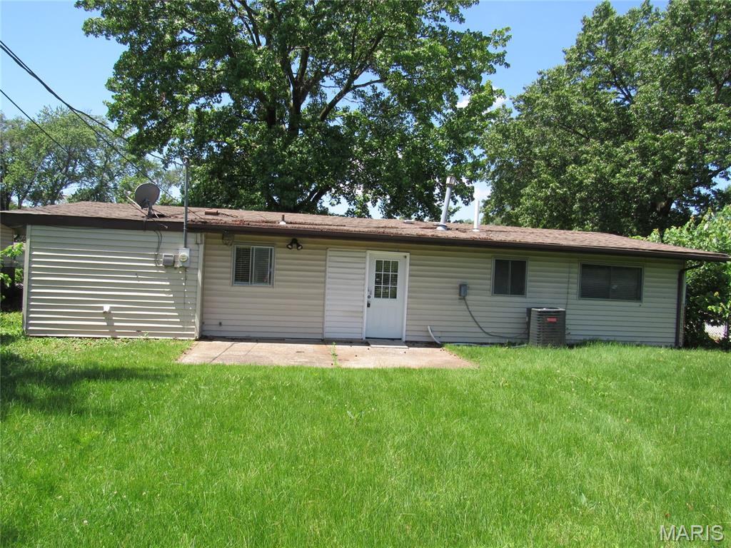 Thunderbird Manor 2 - Residential