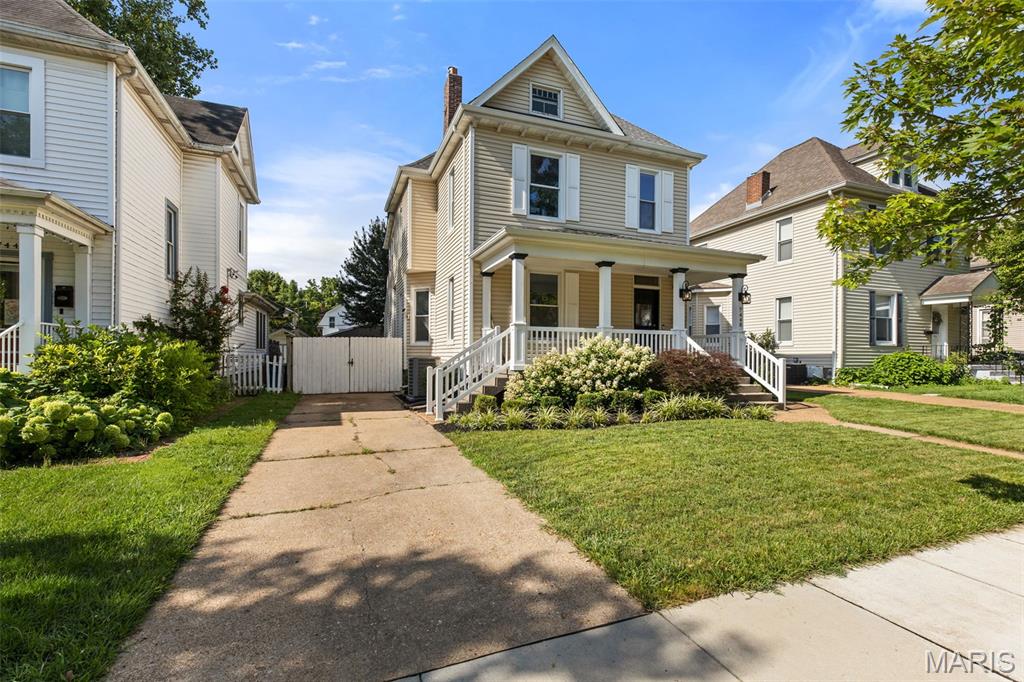Maple Lawn - Residential