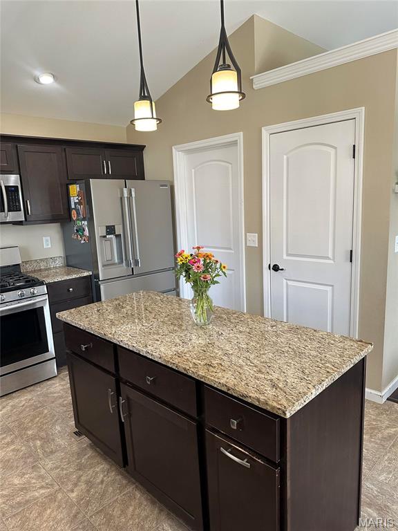 Ledgestone Estates 1st Add - Residential