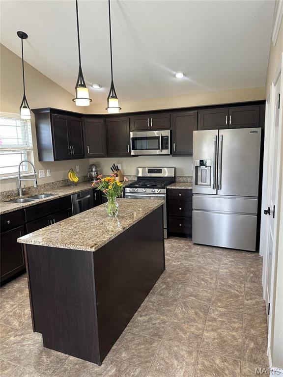Ledgestone Estates 1st Add - Residential
