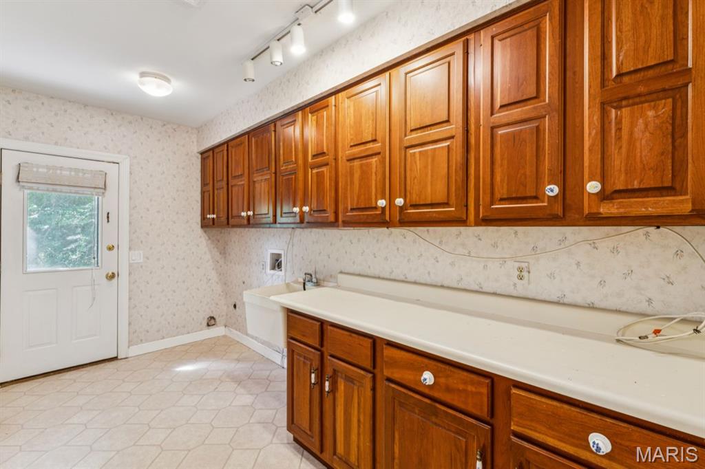 Pinetree - Residential