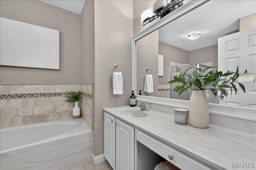 Field Pointe Condo Twenty - Residential