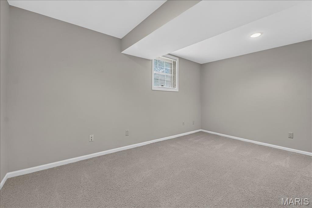 Field Pointe Condo Twenty - Residential