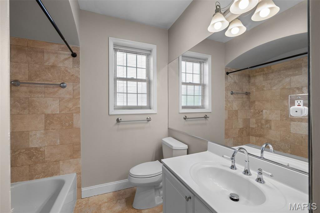 Edgewater Condo - Residential