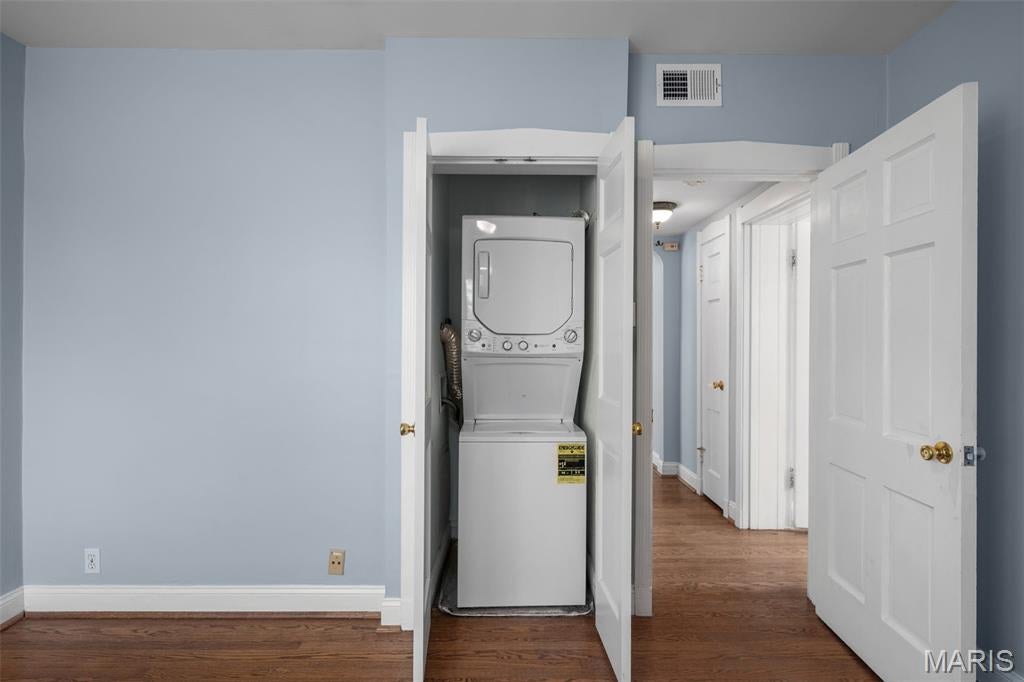 Edgewater Condo - Residential