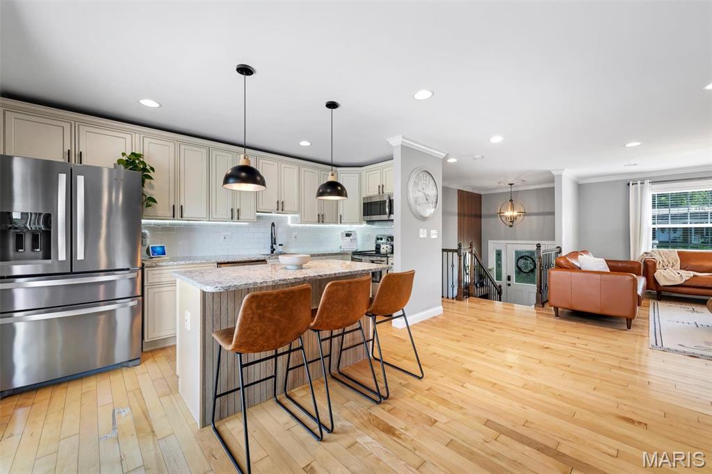 Chatelaine - Residential