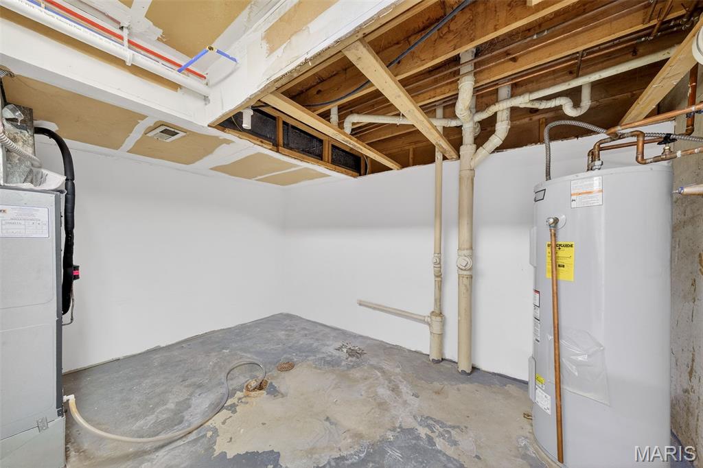 Brentwood Forest Condo Ph Eight - Residential