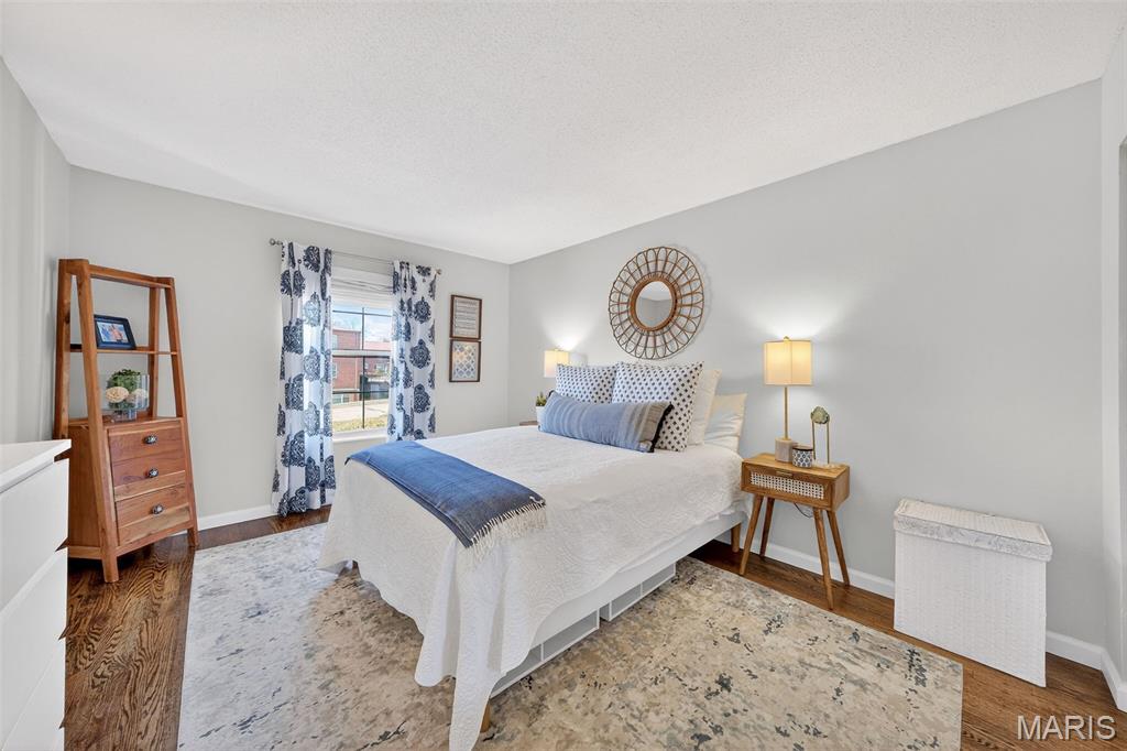 Brentwood Forest Condo Ph Eight - Residential